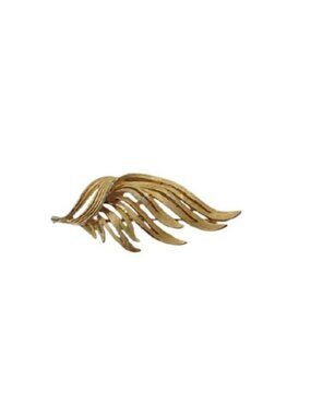 Vintage BSK Goldtone Metal Leaf Brooch